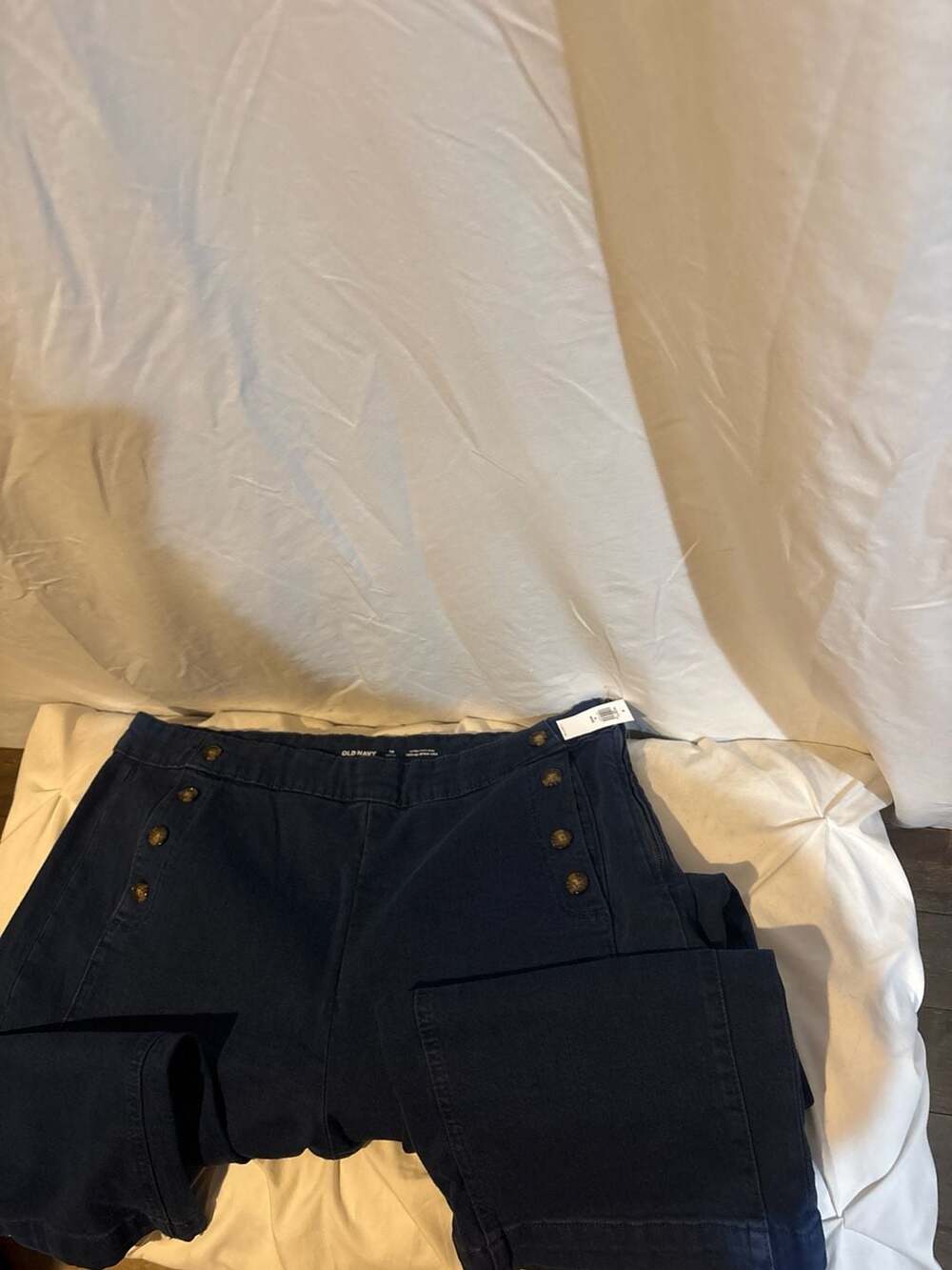 Old Navy Extra High-Waisted Mariner Wide-Leg Pants in Dark Wash Navy Petite 18